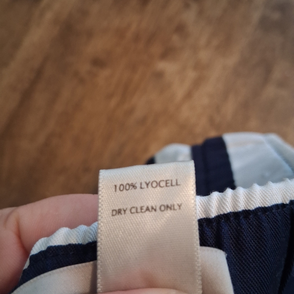 Loft The Front Short Syriped Nautical Navy White Shorts 2 - Picture 5 of 6